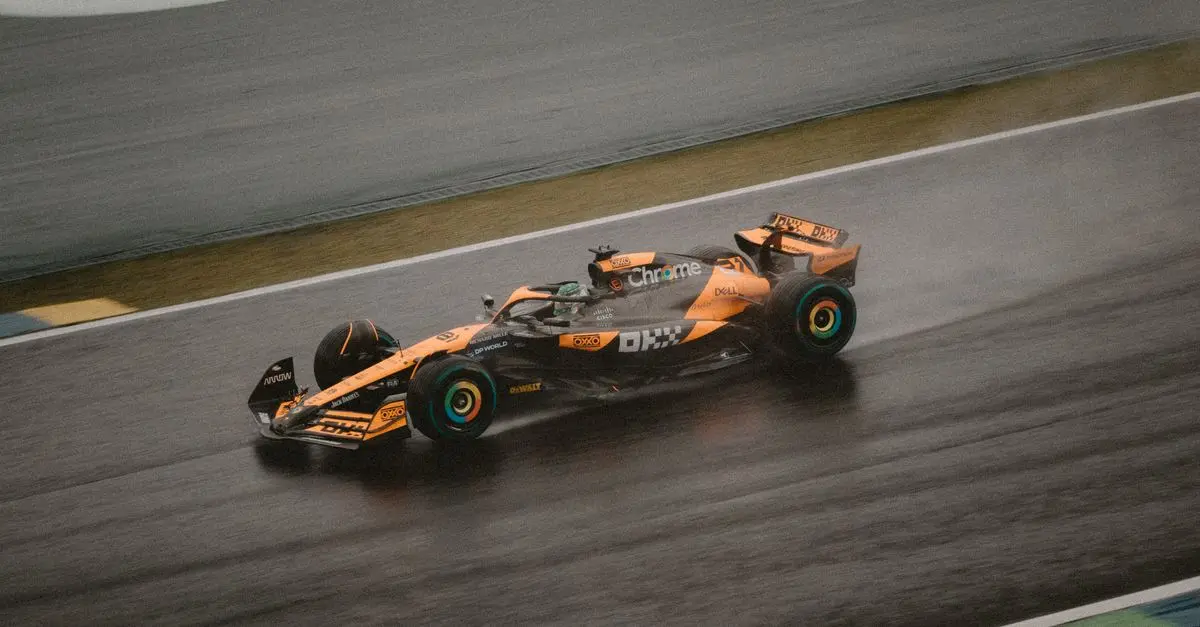 Cómo los Pilotos de Fórmula 1 Manejan la Estrategia en la Pista